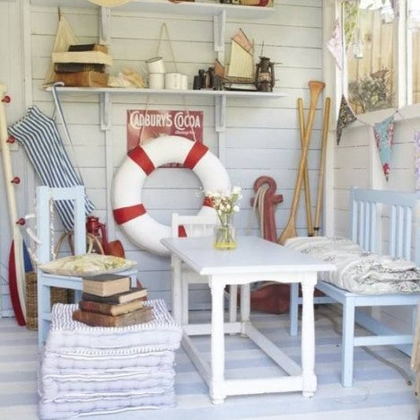 Beach Hut Chic: Nautical but Nice